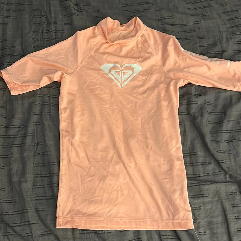 Roxy Rashguard - Picture 1 of 5